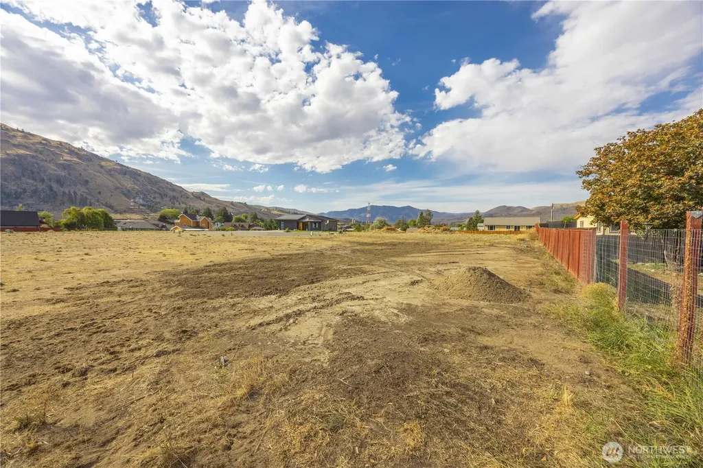 721 Heron Court Brewster WA 98812