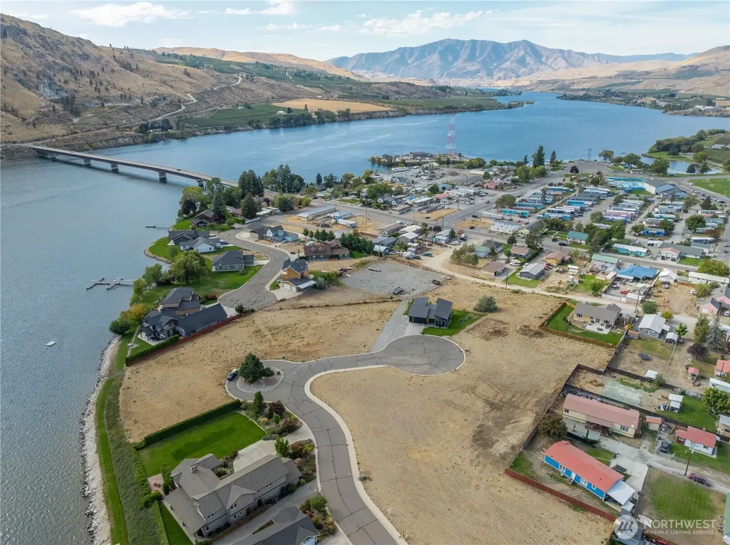 721 Heron Court Brewster WA 98812