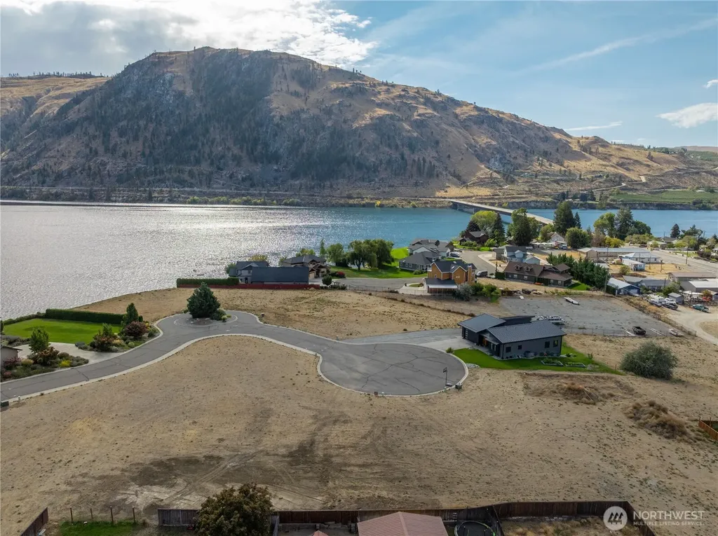 721 Heron Court Brewster WA 98812