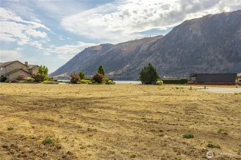 721 Heron Court Brewster WA 98812