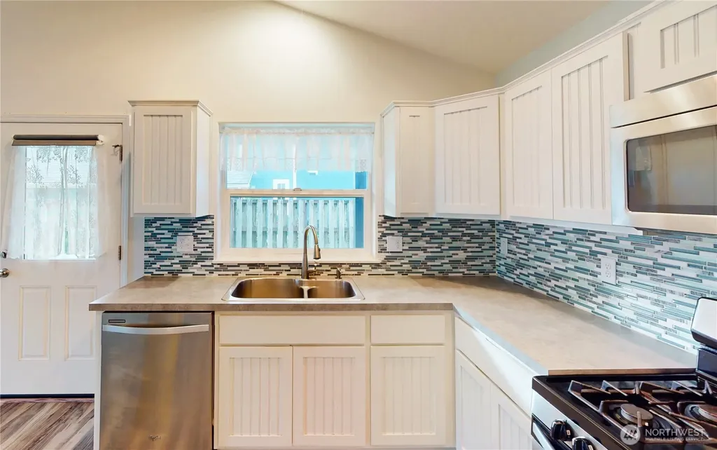 26209 N Place Ocean Park WA 98640