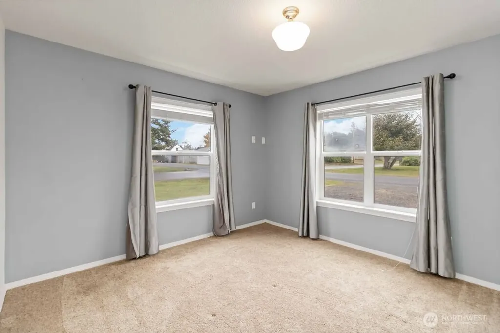 26209 N Place Ocean Park WA 98640