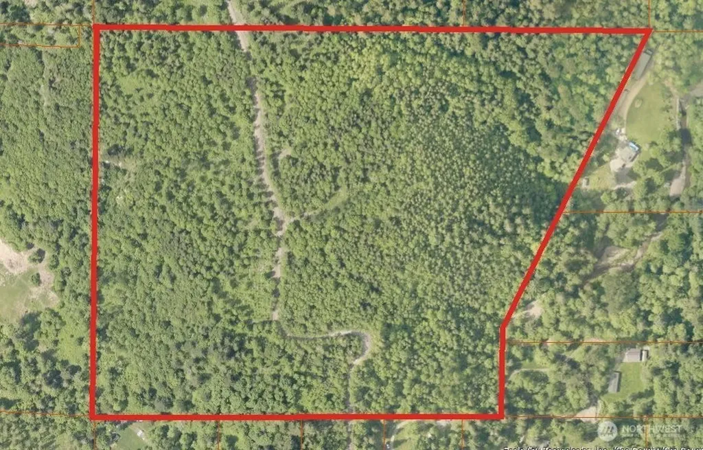 365 Cumberland Ridge Road SE Enumclaw WA 98022