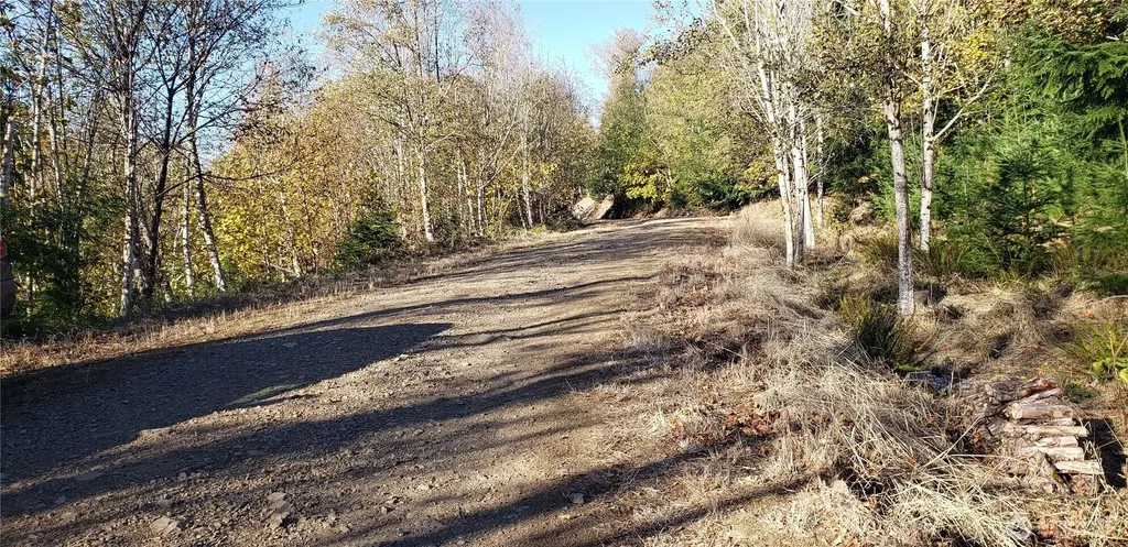365 Cumberland Ridge Road SE Enumclaw WA 98022