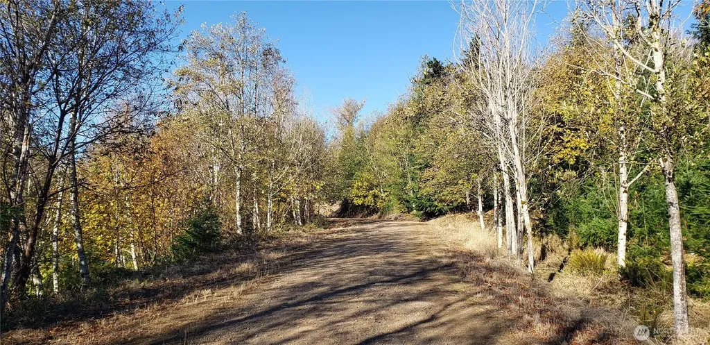 365 Cumberland Ridge Road SE Enumclaw WA 98022