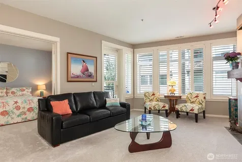 2000 Alaskan Way Seattle WA 98121