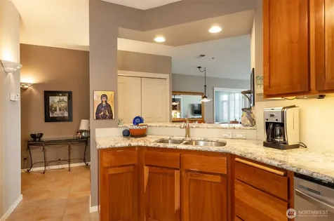 2000 Alaskan Way Seattle WA 98121