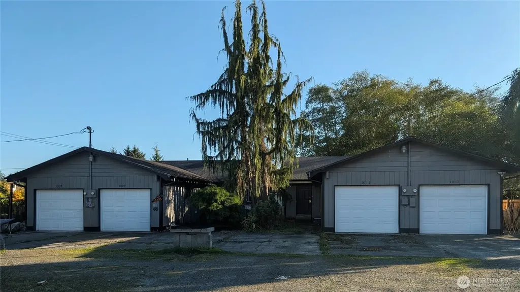 1007 Macfarlane Aberdeen WA 98520
