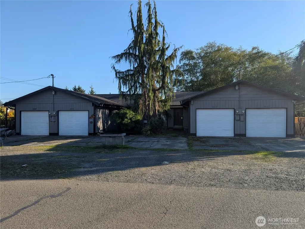 1007 Macfarlane Aberdeen WA 98520