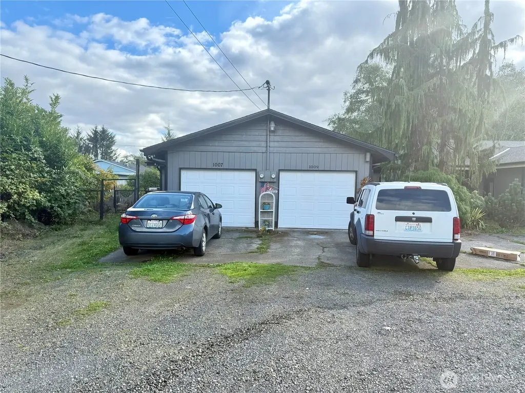1007 Macfarlane Aberdeen WA 98520
