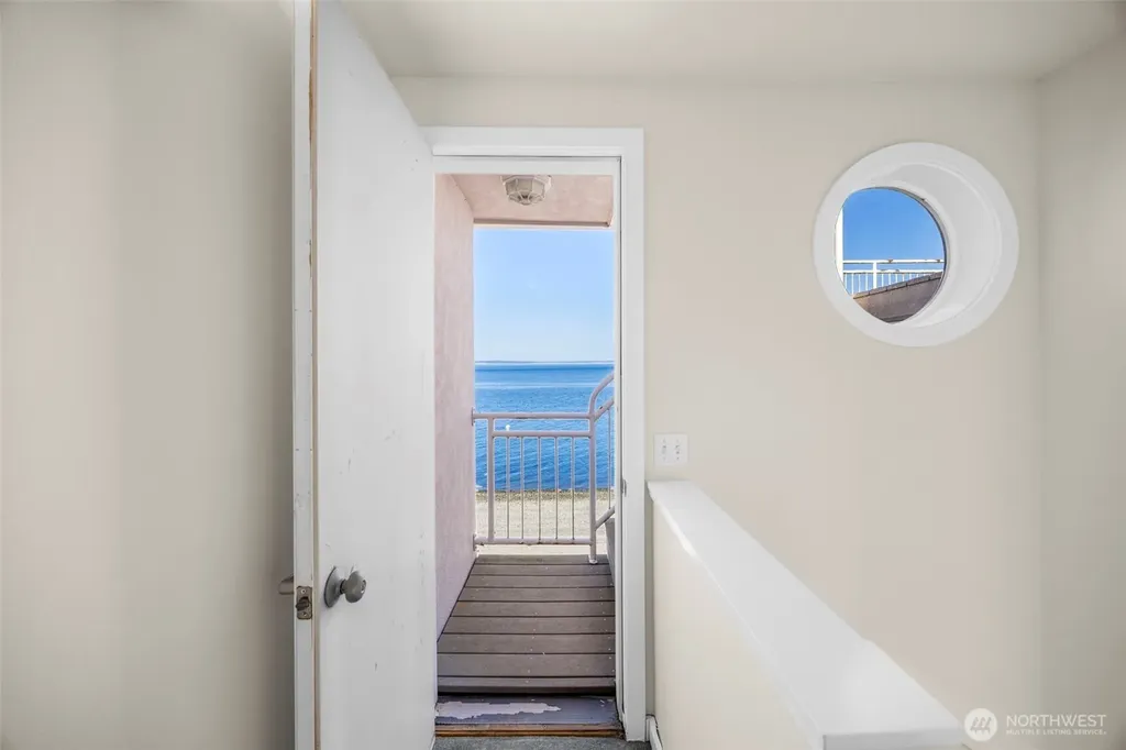 6436 Ebb Tide Lane Freeland WA 98249