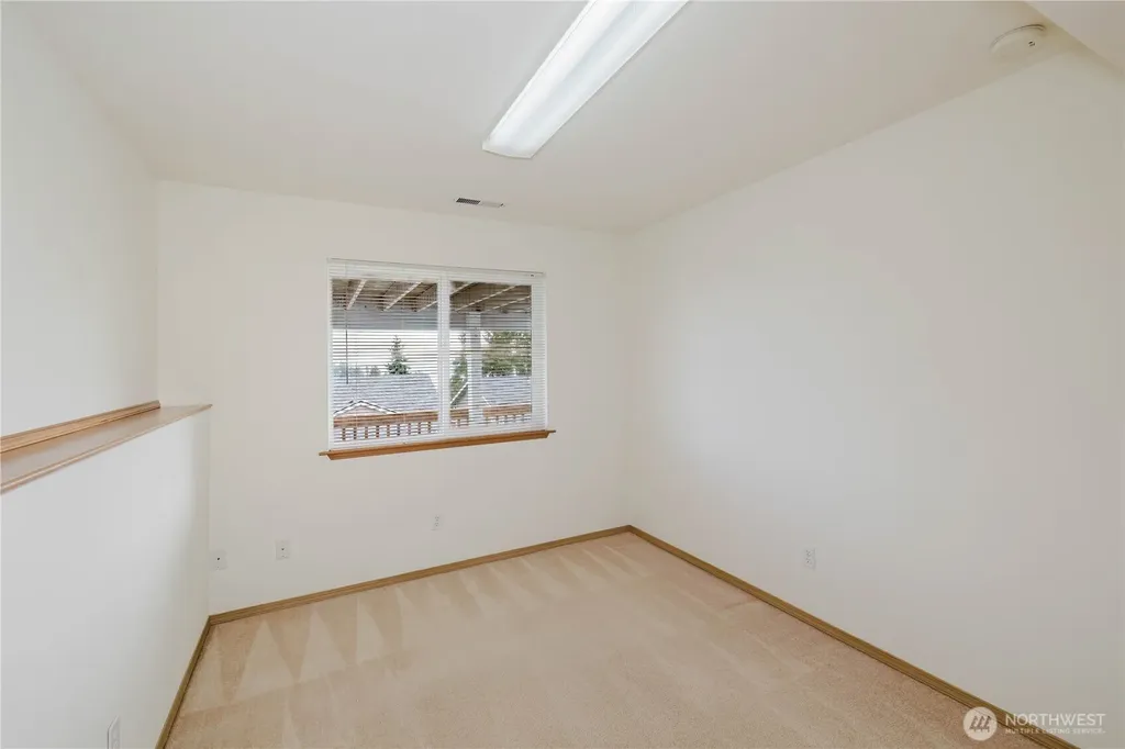 1210 Daniels Avenue Bremerton WA 98312
