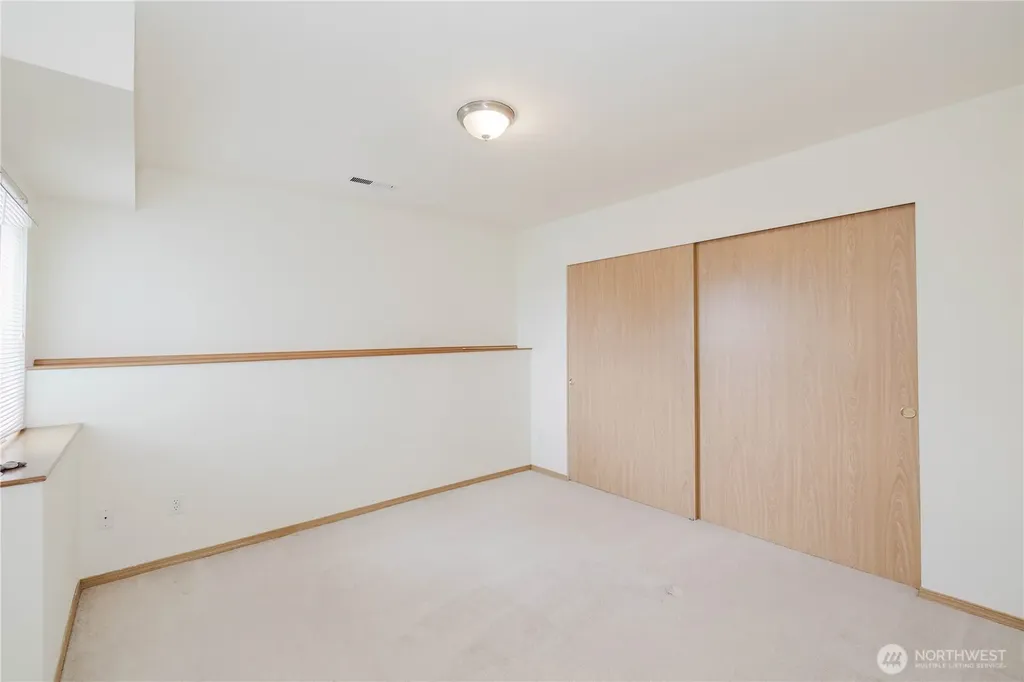 1210 Daniels Avenue Bremerton WA 98312