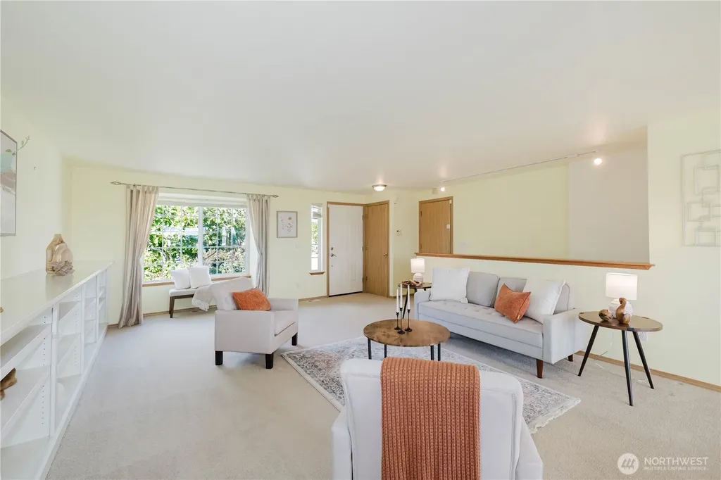 1210 Daniels Avenue Bremerton WA 98312