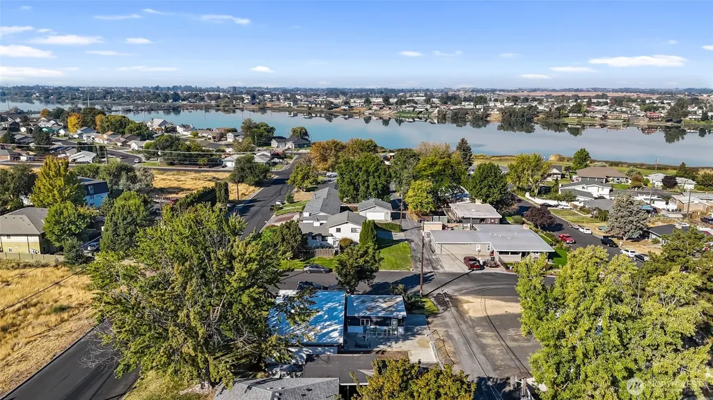 128 W Nelson Road Moses Lake WA 98837