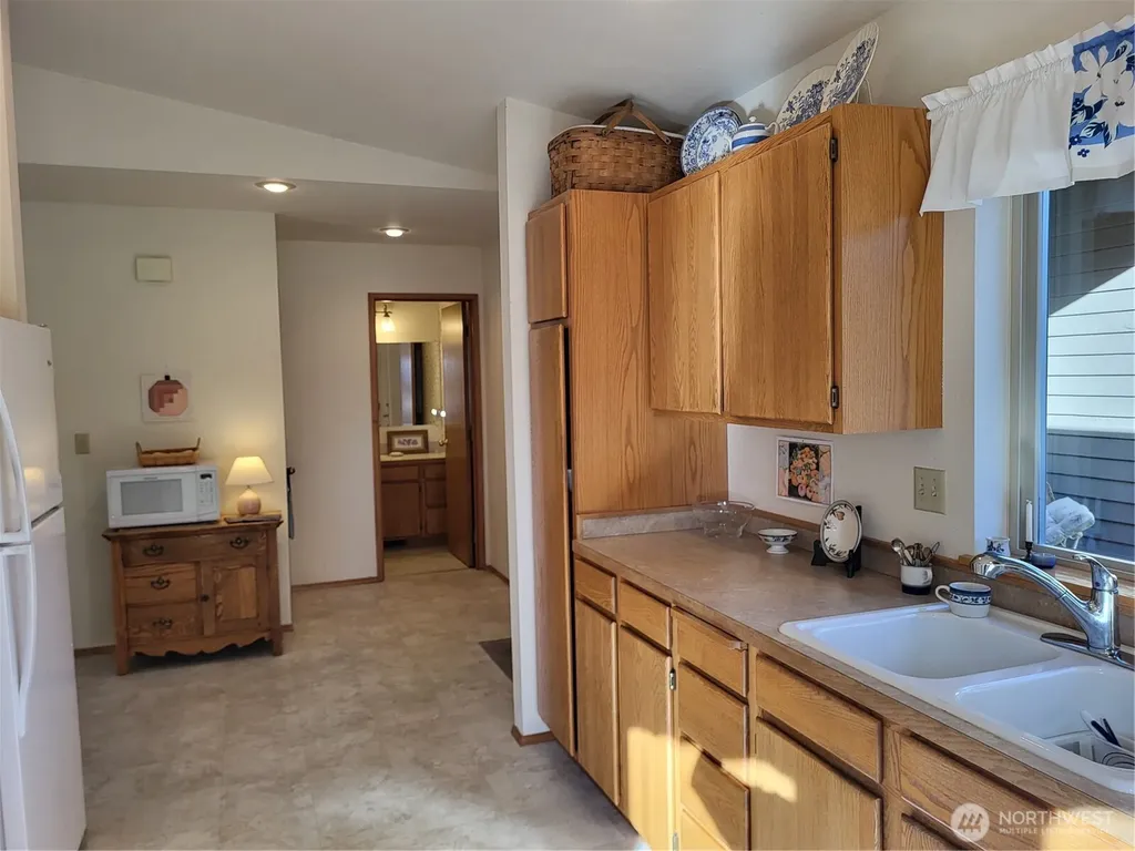 351 19th Street NE East Wenatchee WA 98802