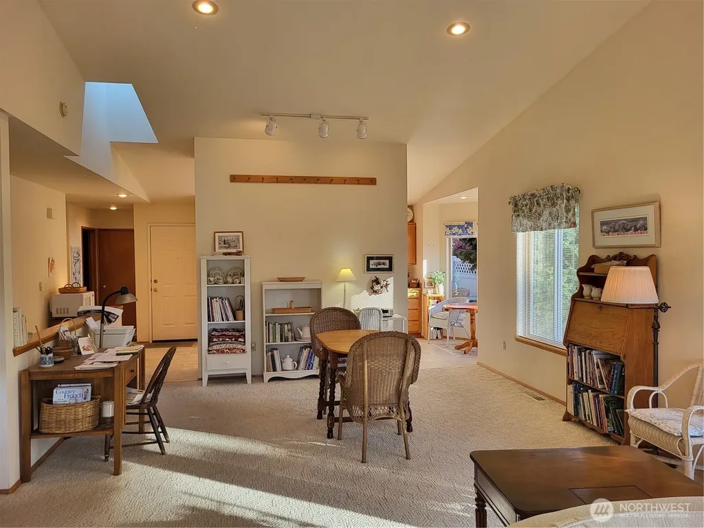 351 19th Street NE East Wenatchee WA 98802