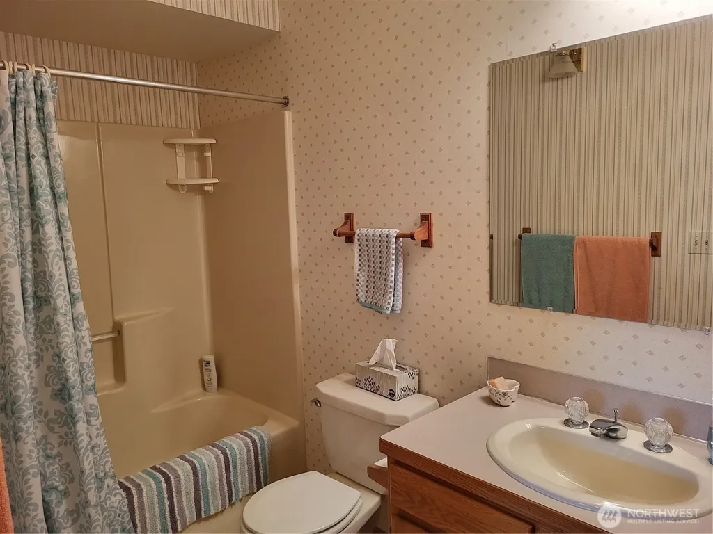 351 19th Street NE East Wenatchee WA 98802