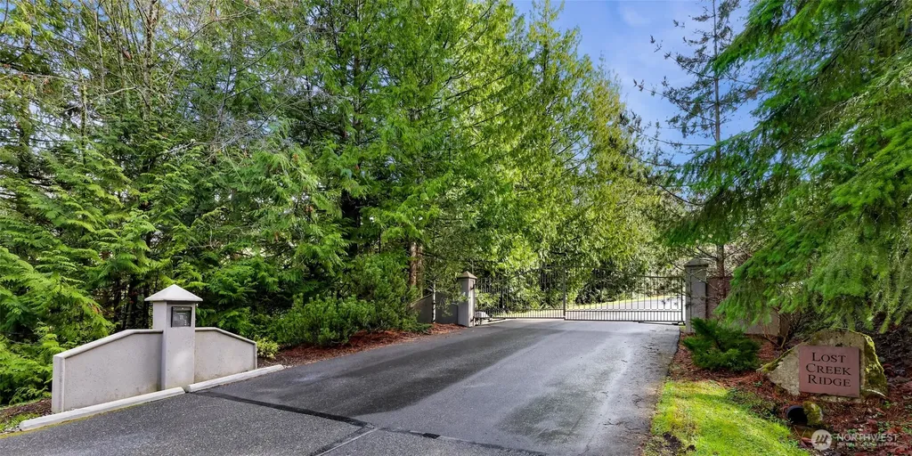 4750 Lost Creek Lane Bellingham WA 98229