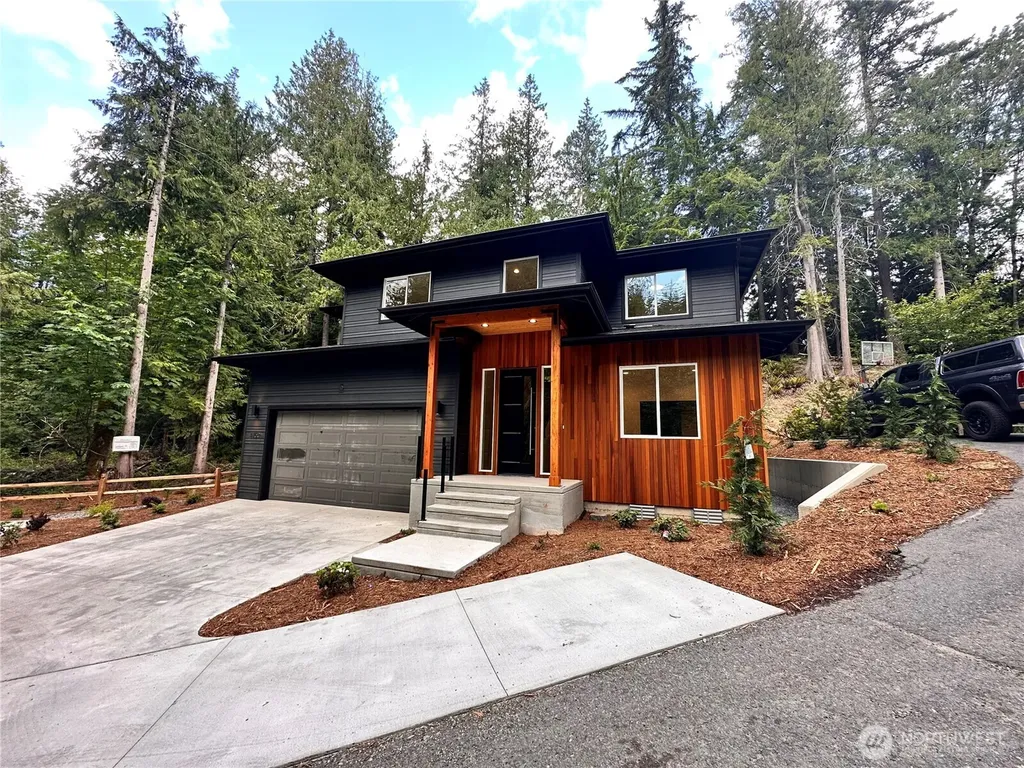 4750 Lost Creek Lane Bellingham WA 98229