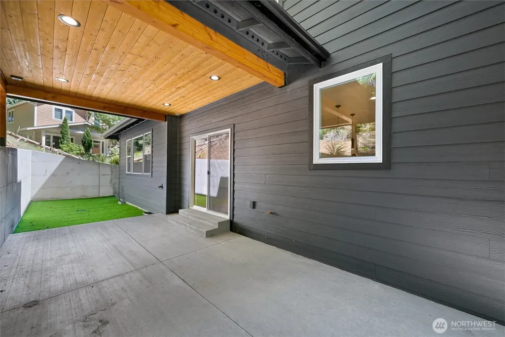 4750 Lost Creek Lane Bellingham WA 98229