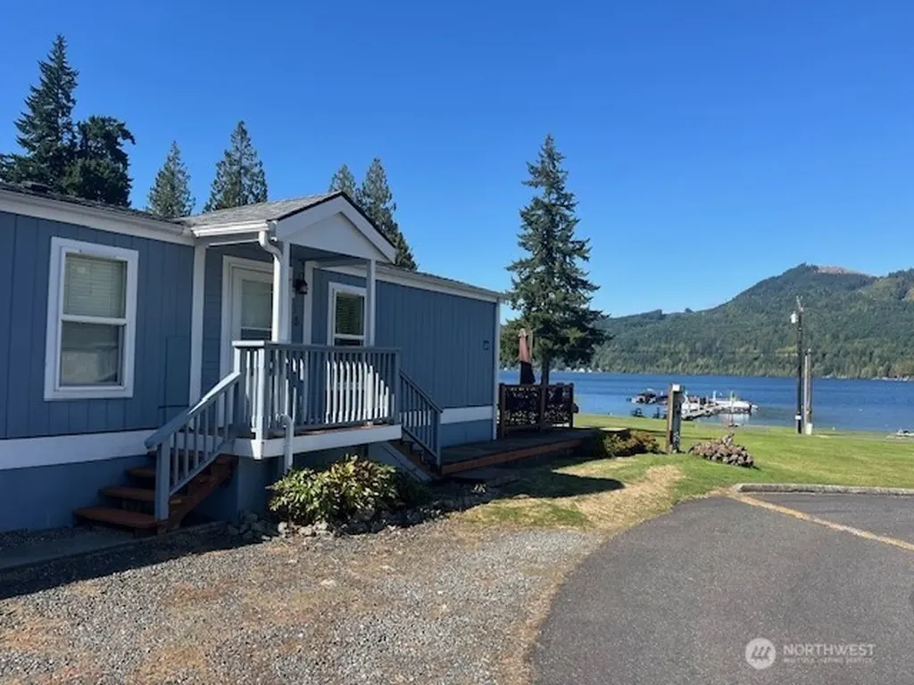 316 W Lake Samish Drive Bellingham WA 98229