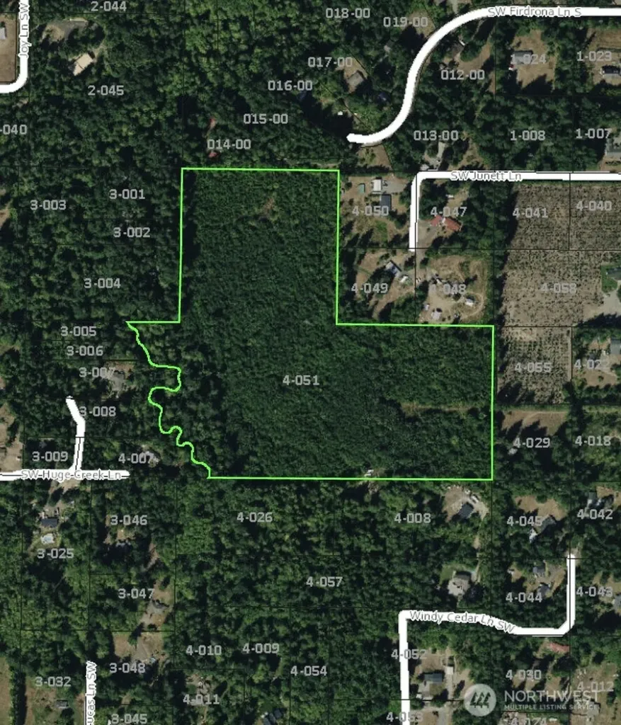 30 Glenwood Road SW Port Orchard WA 98367