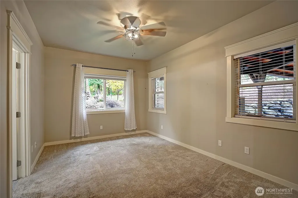 870 Cedar Lane Camano Island WA 98282