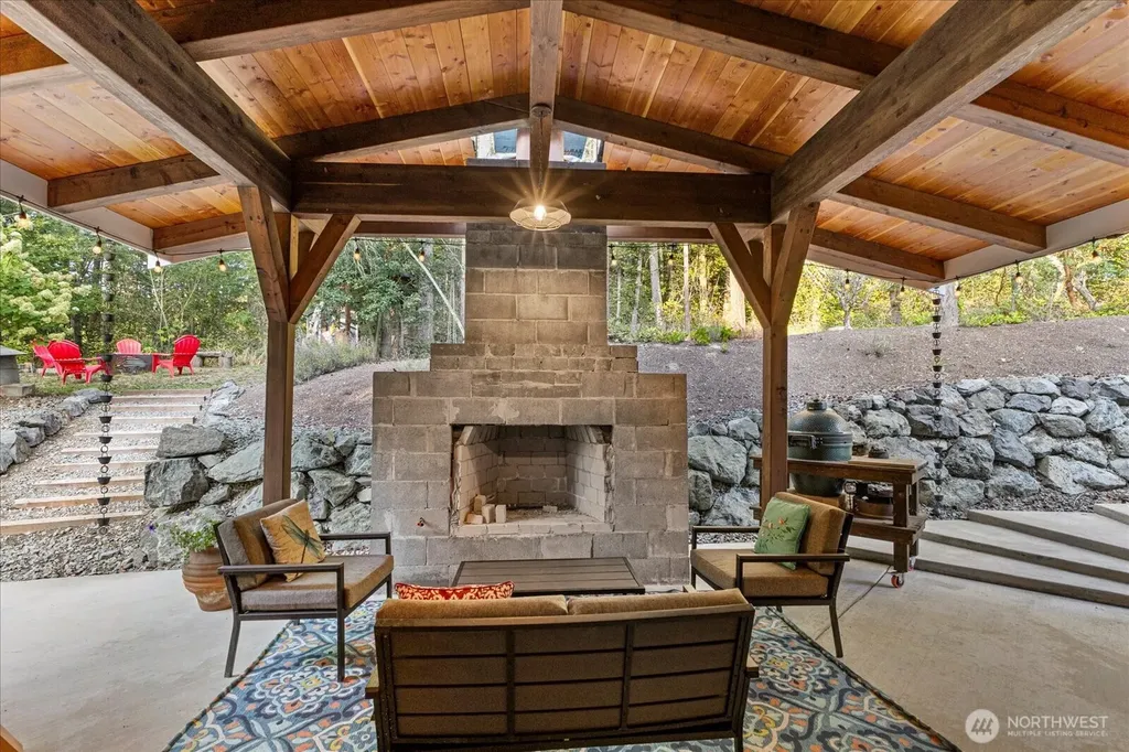 870 Cedar Lane Camano Island WA 98282