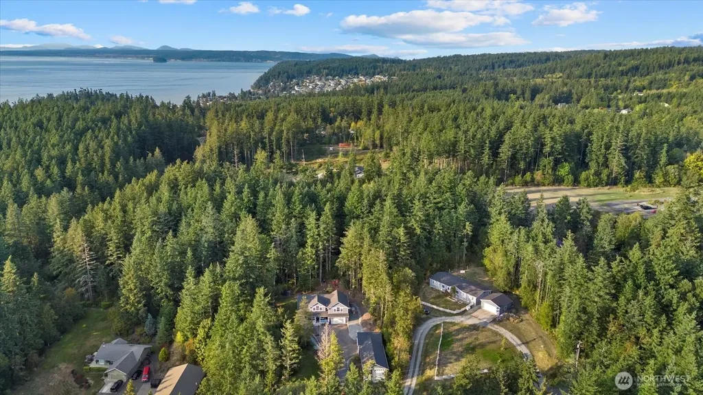 870 Cedar Lane Camano Island WA 98282