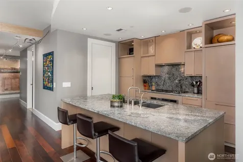 1521 2nd Avenue Seattle WA 98101