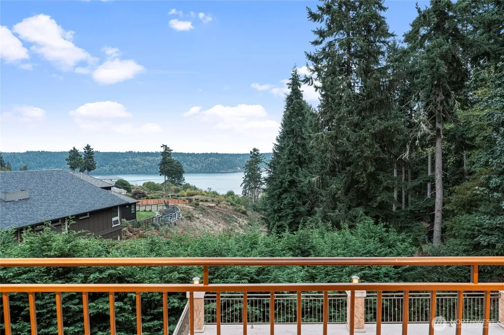 1314 115th Street Ct NW Gig Harbor WA 98332
