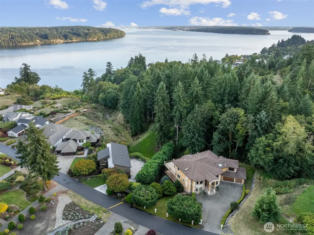 1314 115th Street Ct NW Gig Harbor WA 98332