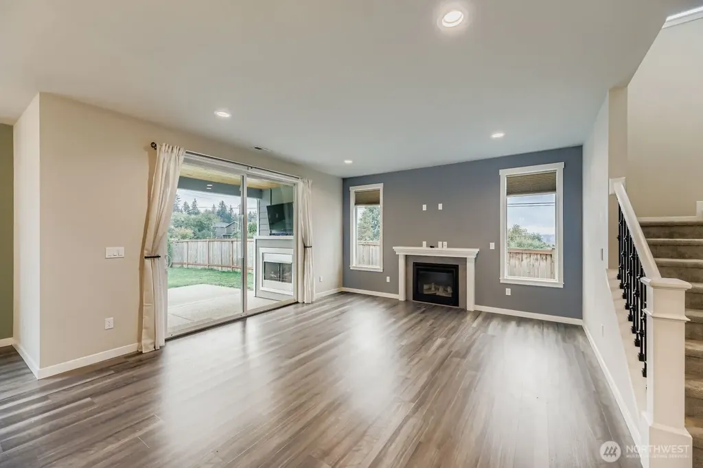 7620 9th Street SE Lake Stevens WA 98258