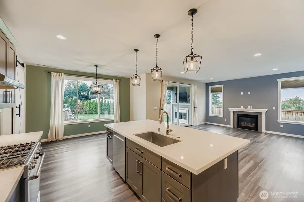 7620 9th Street SE Lake Stevens WA 98258