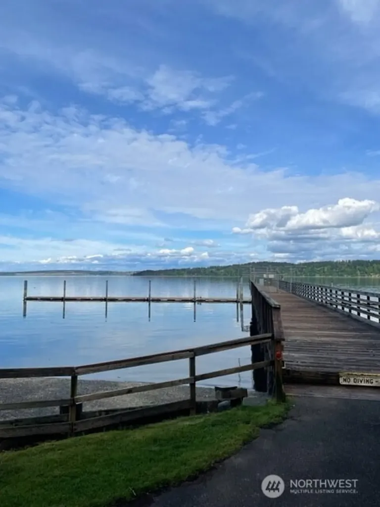 10519 Suncrest Drive Anderson Island WA 98303