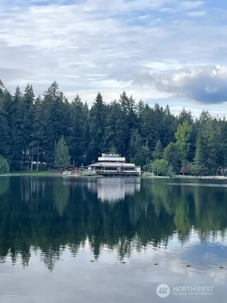 10519 Suncrest Drive Anderson Island WA 98303