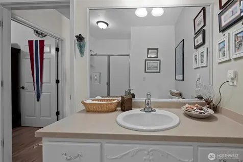 1453 SW Xavier Oak Harbor WA 98277