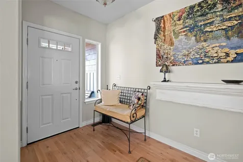 1453 SW Xavier Oak Harbor WA 98277