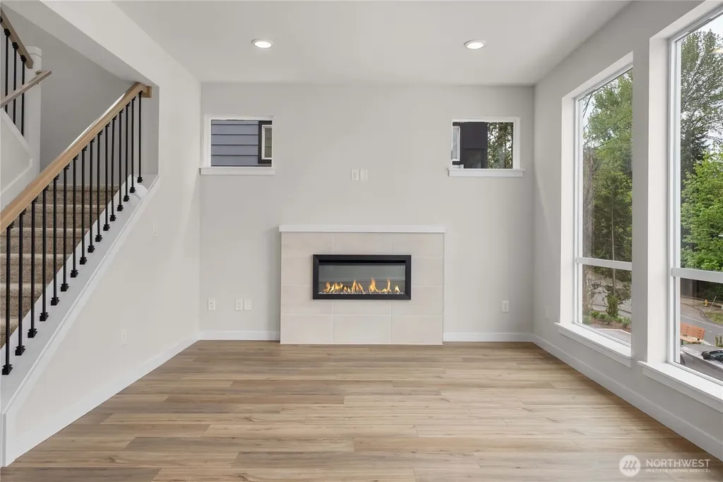 4261 Aberdeen Way NE Renton WA 98056