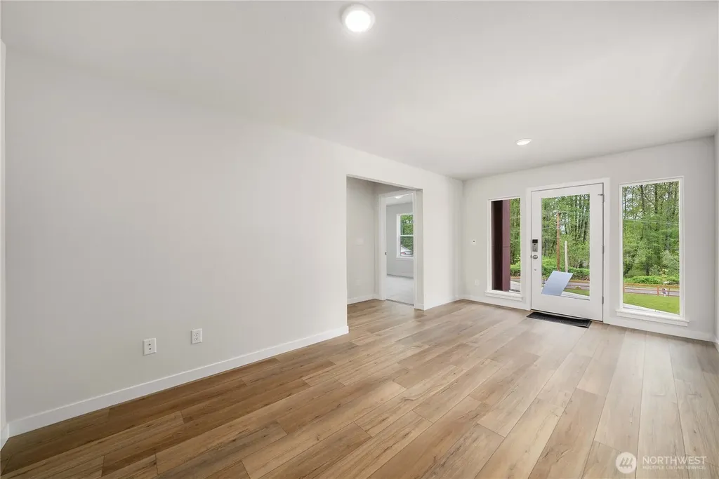 4261 Aberdeen Way NE Renton WA 98056