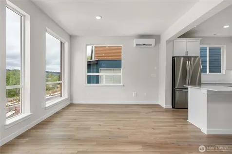 4261 Aberdeen Way NE Renton WA 98056