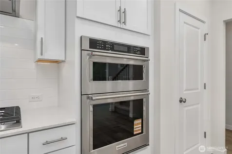 4261 Aberdeen Way NE Renton WA 98056