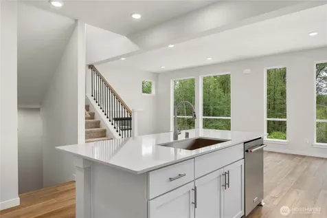 4261 Aberdeen Way NE Renton WA 98056