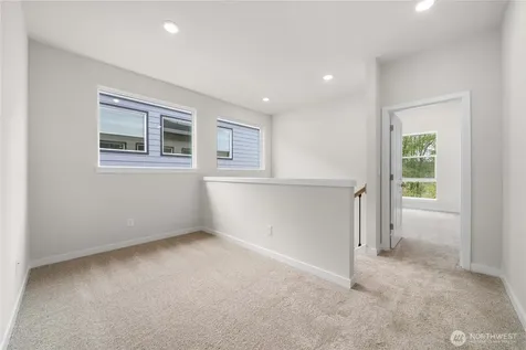 4261 Aberdeen Way NE Renton WA 98056