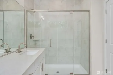 4261 Aberdeen Way NE Renton WA 98056