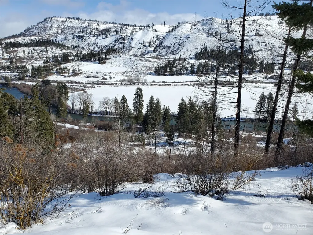 53 Highway 10 Cle Elum WA 98922