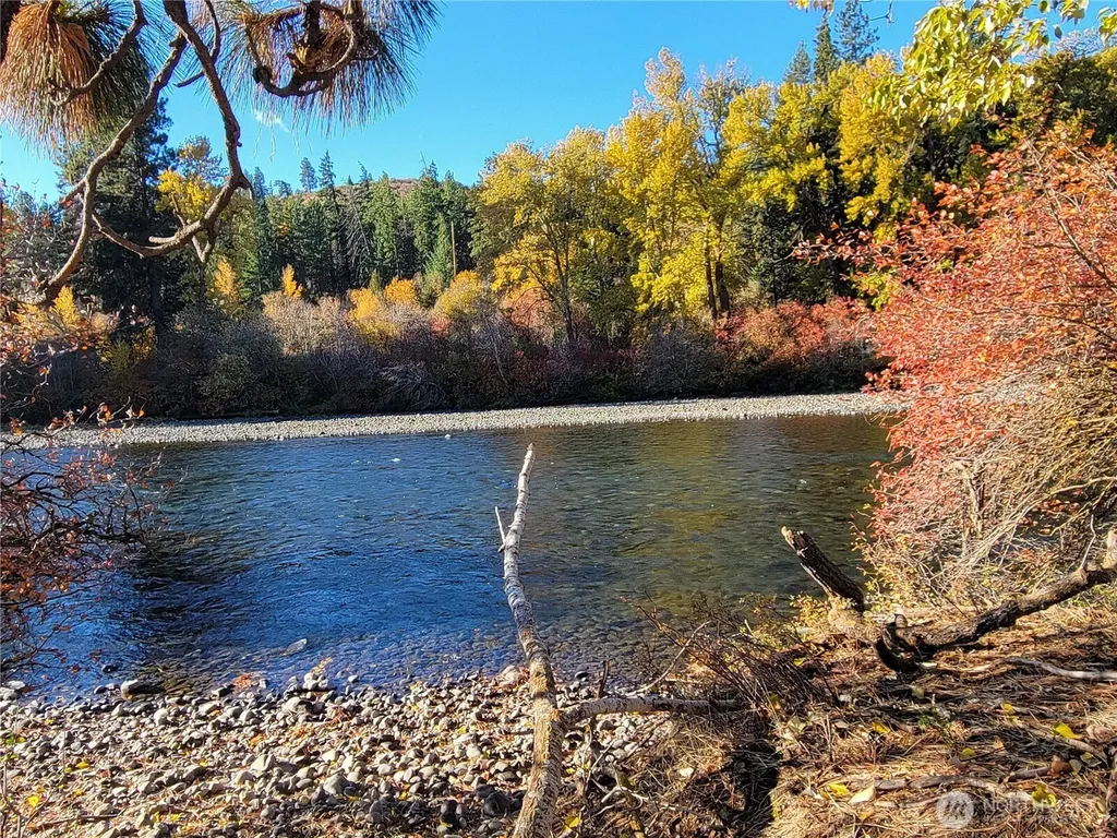 53 Highway 10 Cle Elum WA 98922