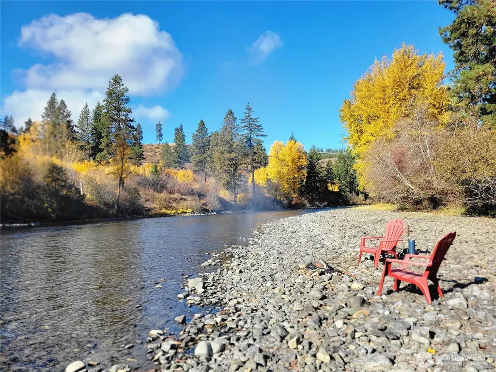 53 Highway 10 Cle Elum WA 98922