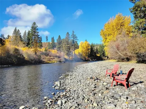 53 Highway 10 Cle Elum WA 98922